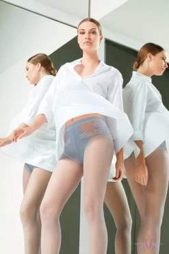 Oroblu Sensual 20 Tights -Fun Shop Mayfair StockingsVOBC65985 MY SENSUEL 20 TIGHTS VOBT66088 IXORA L S MAXI SHIRT MMCL OUTFIT13 H 6